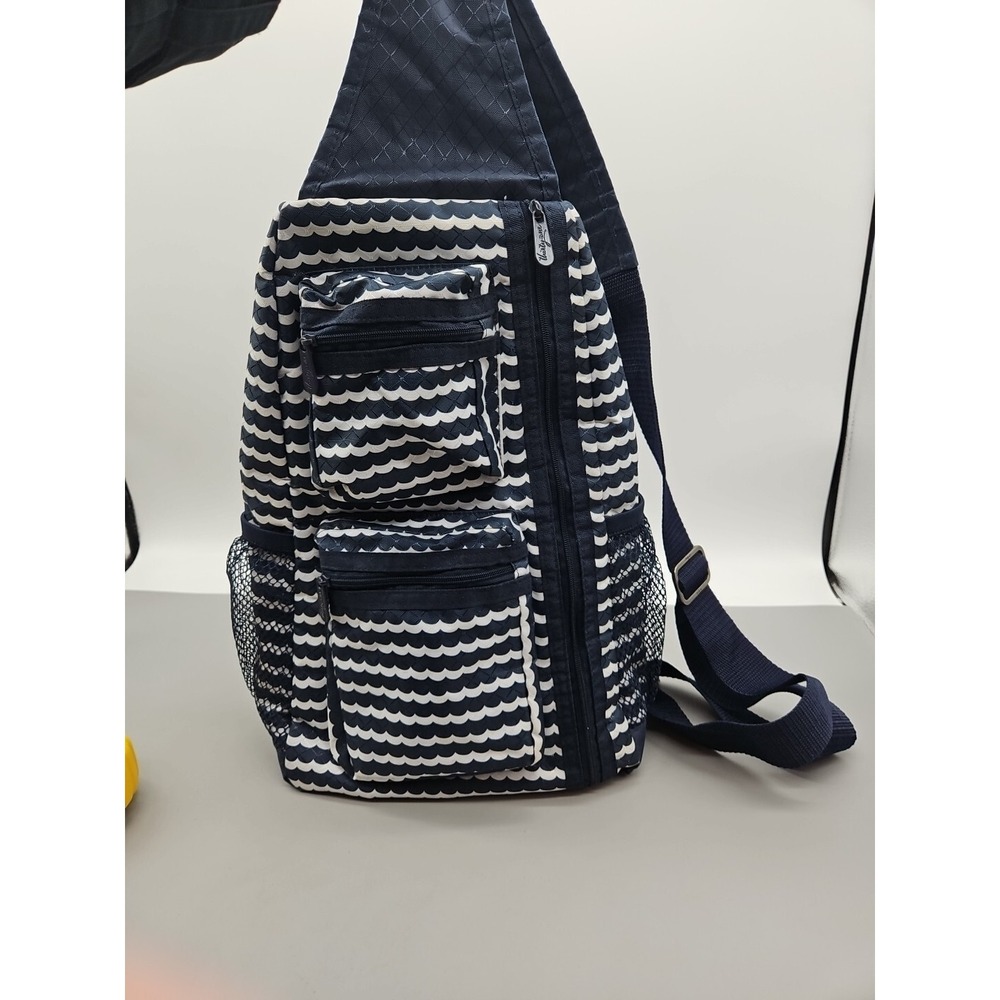 Thirty-One Navy & White Wave Print Slingback Backpack Zip & Mesh Compartments